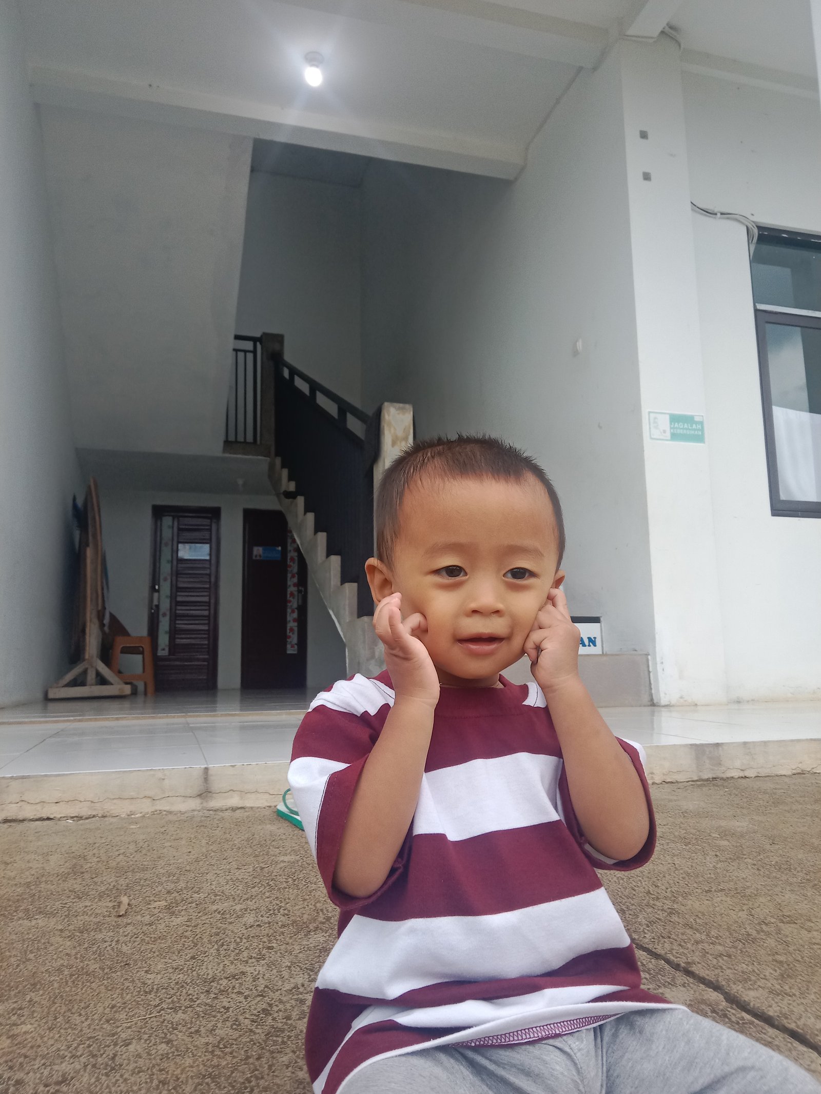 Foto Hayyin Mu'tashim Billah